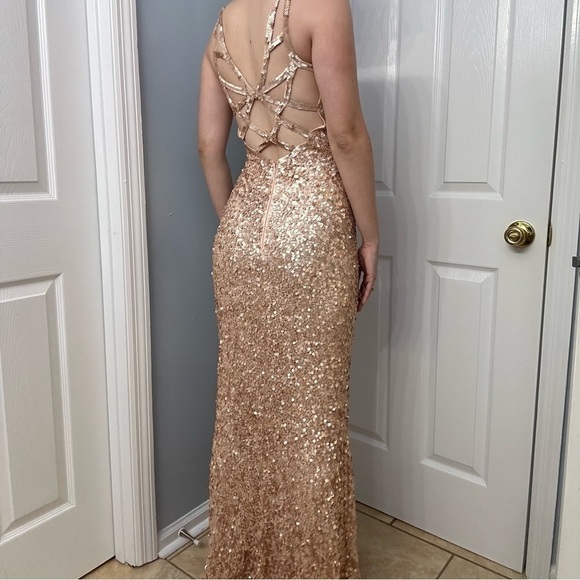 Promgirl Dress Long Sequin Formal Gold Strappy Back Prom Size 2 Extra Small - Picture 2 of 6
